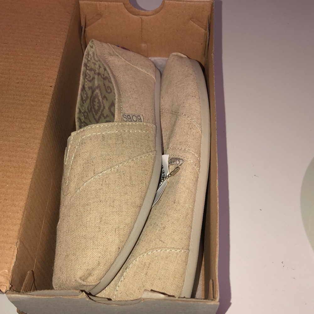 Women's bobs